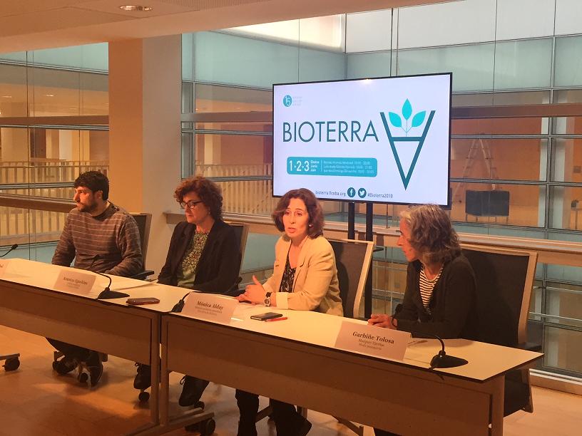 Eneek a presente le bilan de l´agriculture biologique de 2017. Bioterra 2018, le rendez-vous des produits bio, de la bioconstruction, des energies renouvelables et de la consommation responsable, fete ses 15 ans.